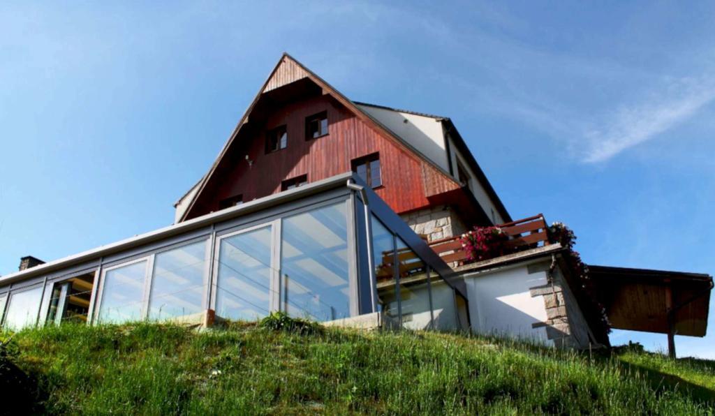 Horsky Hotel Koprivna มาลา โมราฟกา ภายนอก รูปภาพ