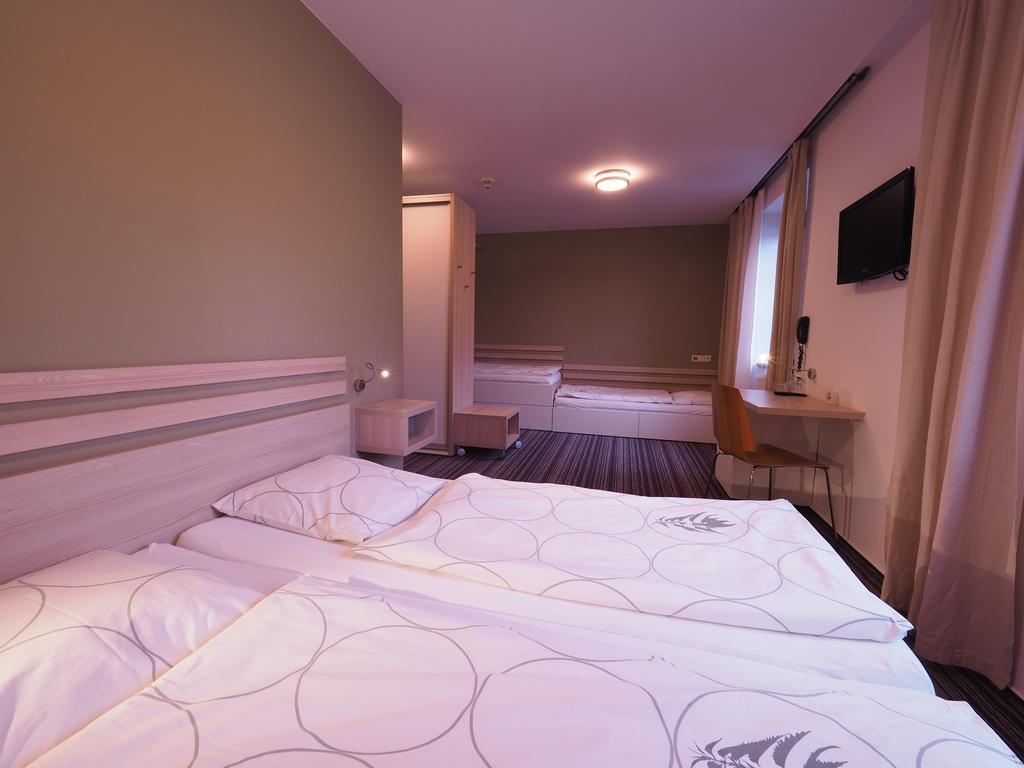 Horsky Hotel Koprivna มาลา โมราฟกา ภายนอก รูปภาพ