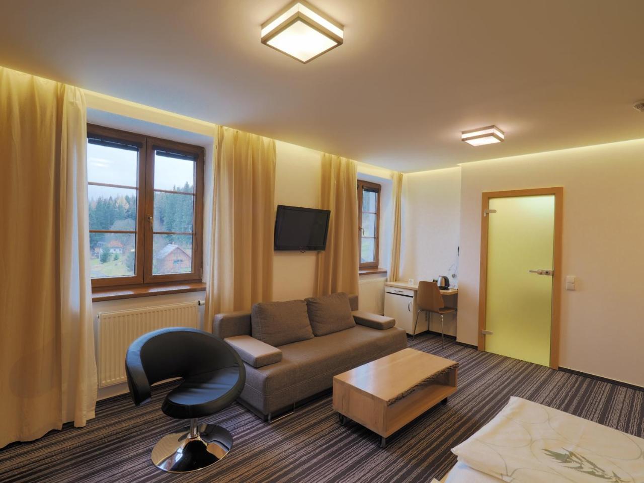 Horsky Hotel Koprivna มาลา โมราฟกา ภายนอก รูปภาพ