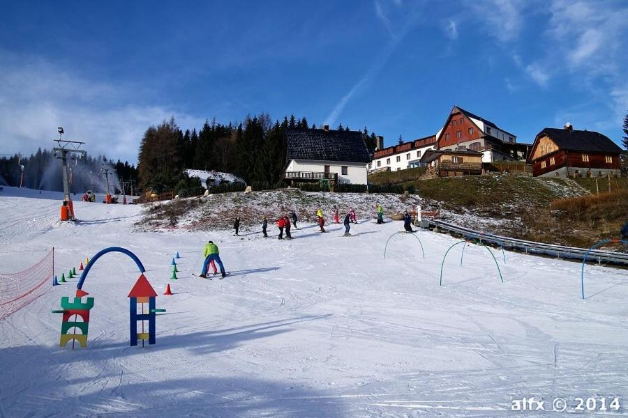 Horsky Hotel Koprivna มาลา โมราฟกา ภายนอก รูปภาพ